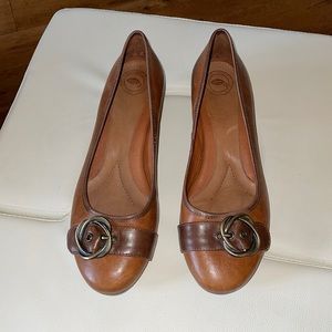 Nurture by Lamaze wedge shoes